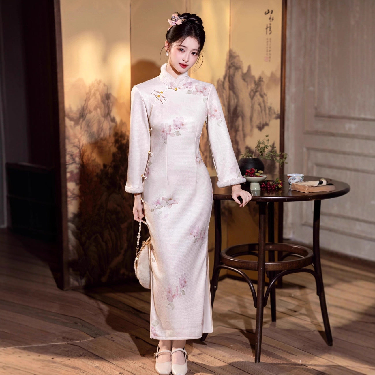 High-End Chinese Qipao – Gorgeous Winter Dress for Women
