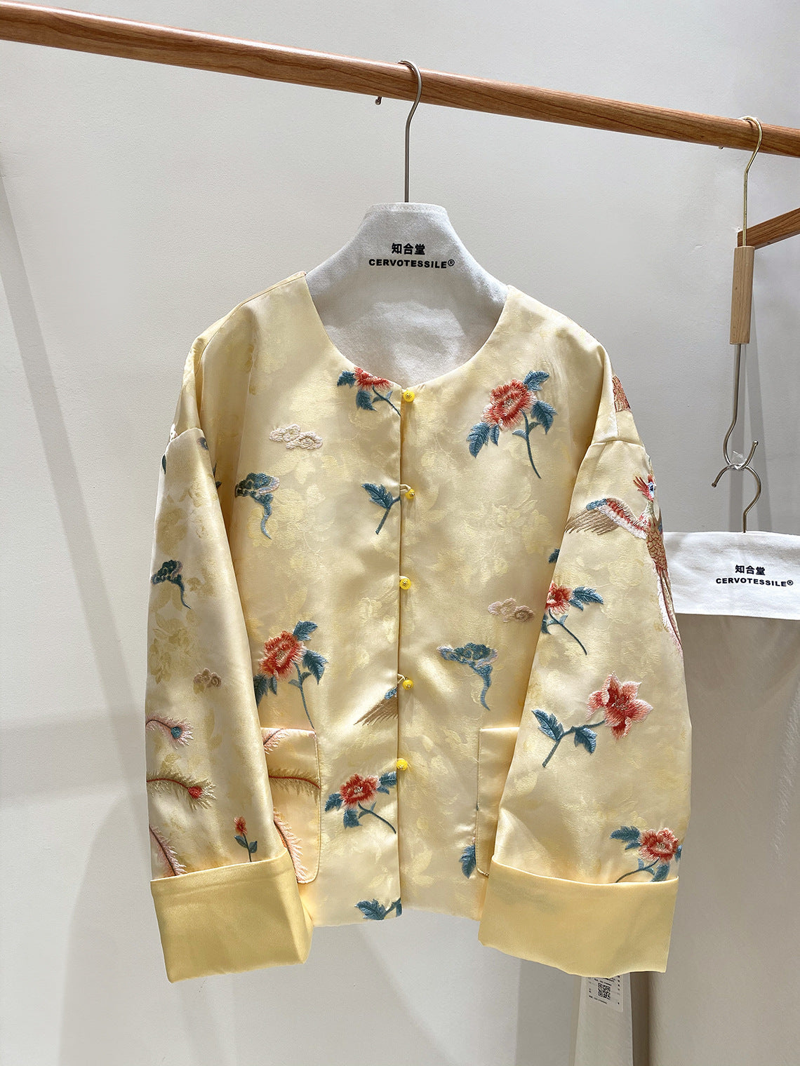 Elegant Loose Embroidered Jacket