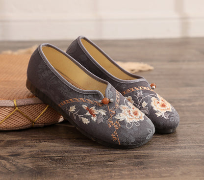 Old Beijing Style Women’s Flats — Retro Embroidered Costume Shoes