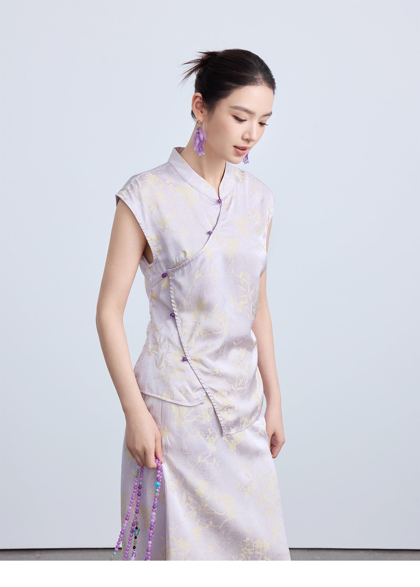 High-End Waist-Cinching Jacquard Top with Asymmetrical Collar