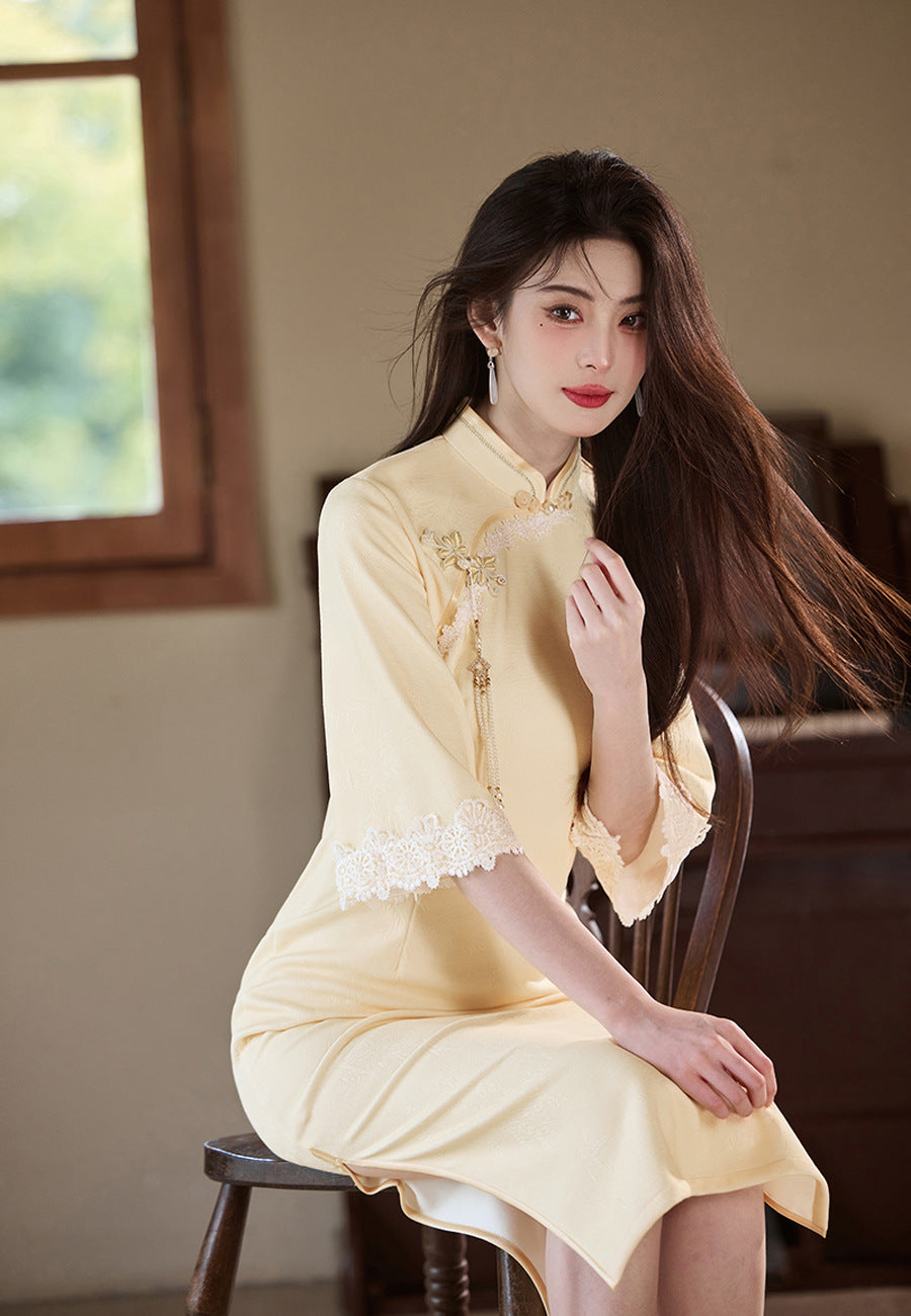 Purple Cheongsam 2025 – Elegant Young Chinese Style Autumn Dress