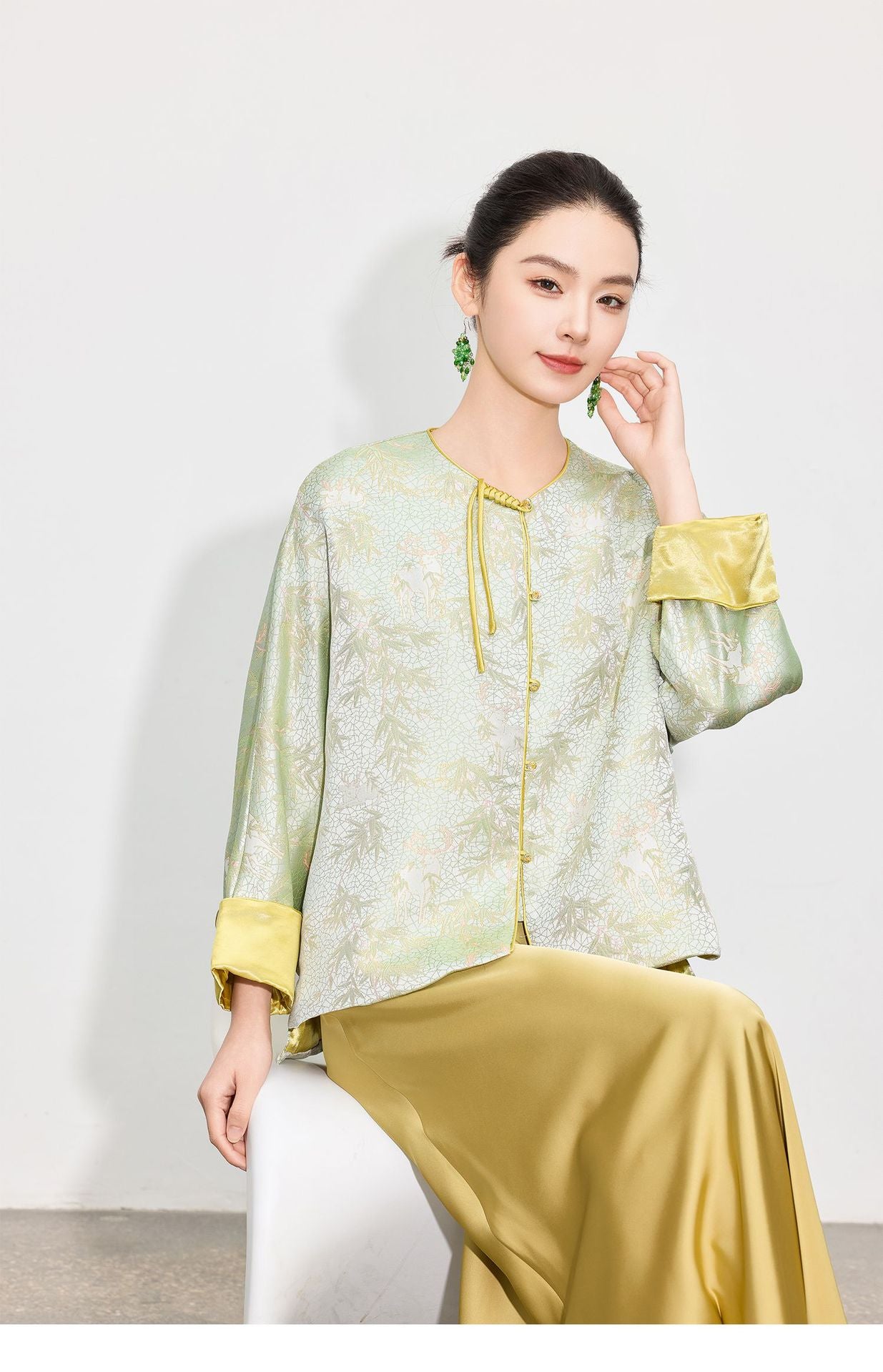 High-End Women's Jacquard Jacket