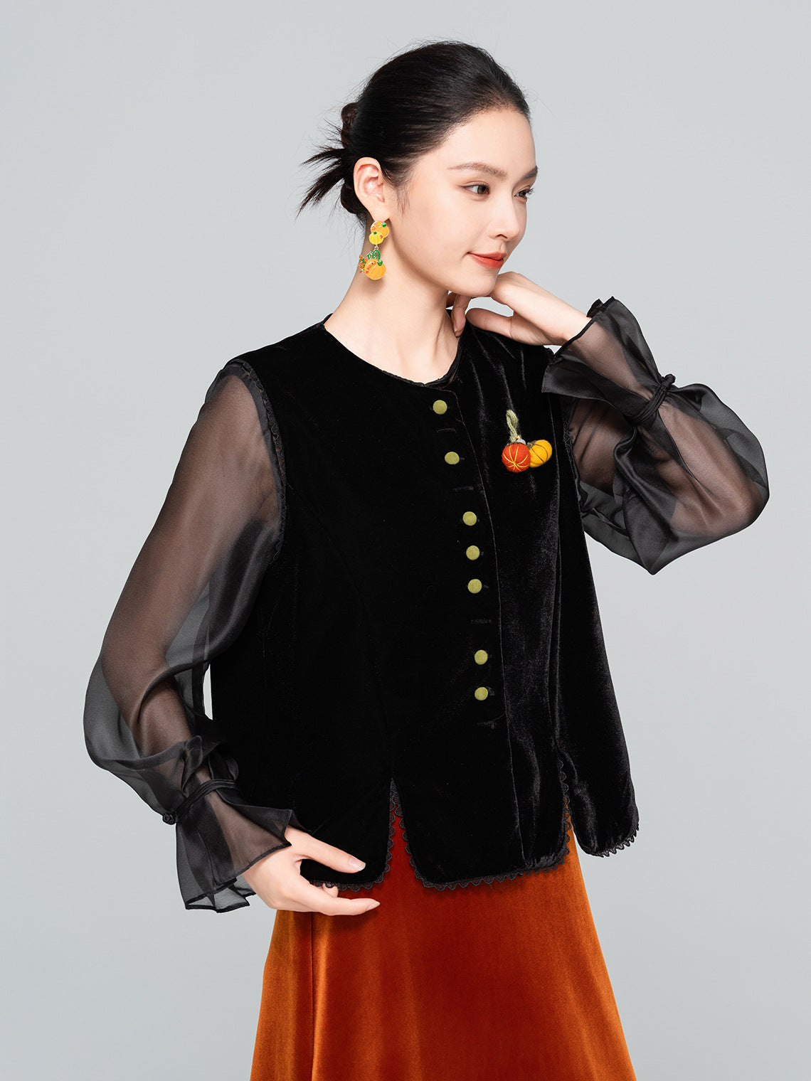 High-End 3D Pumpkin Velvet Vest for Women