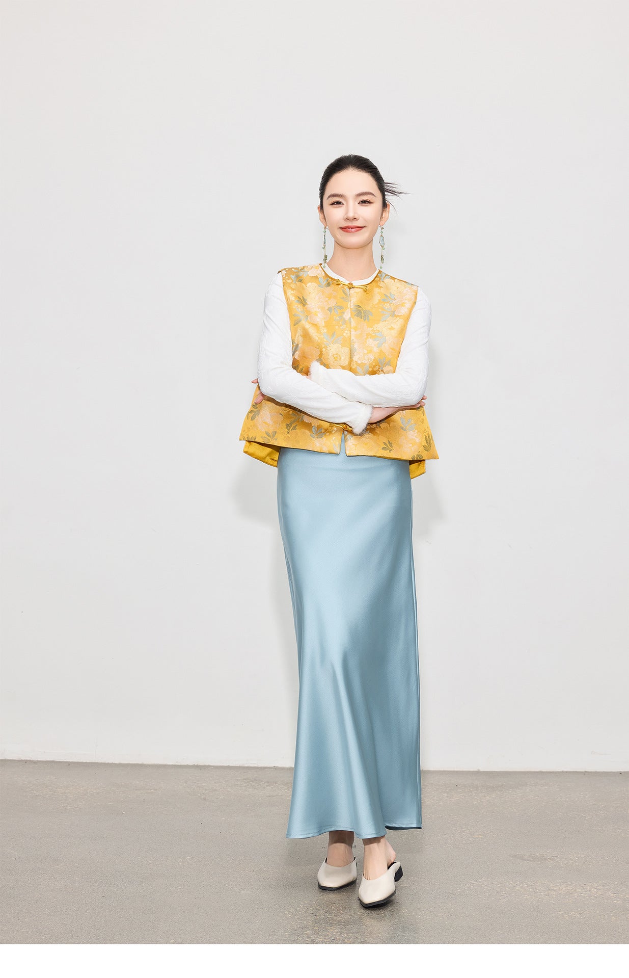 Stylish Retro Jacquard Vest for Women