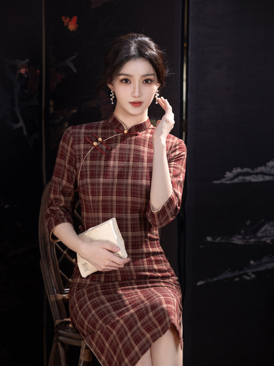 Improved Youth Style Qipao – Three-Quarter Sleeve Daily Dress