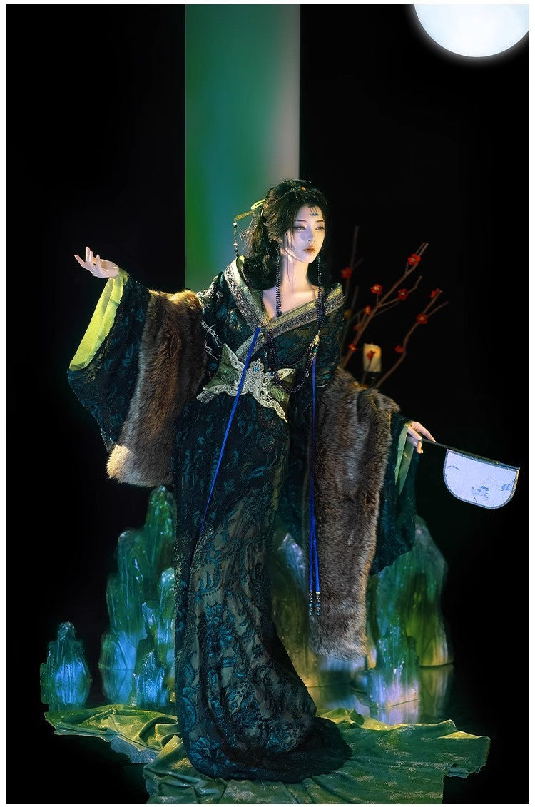 2026 Original Warring States Hanfu – Autumn Winter Large Sleeve Robe