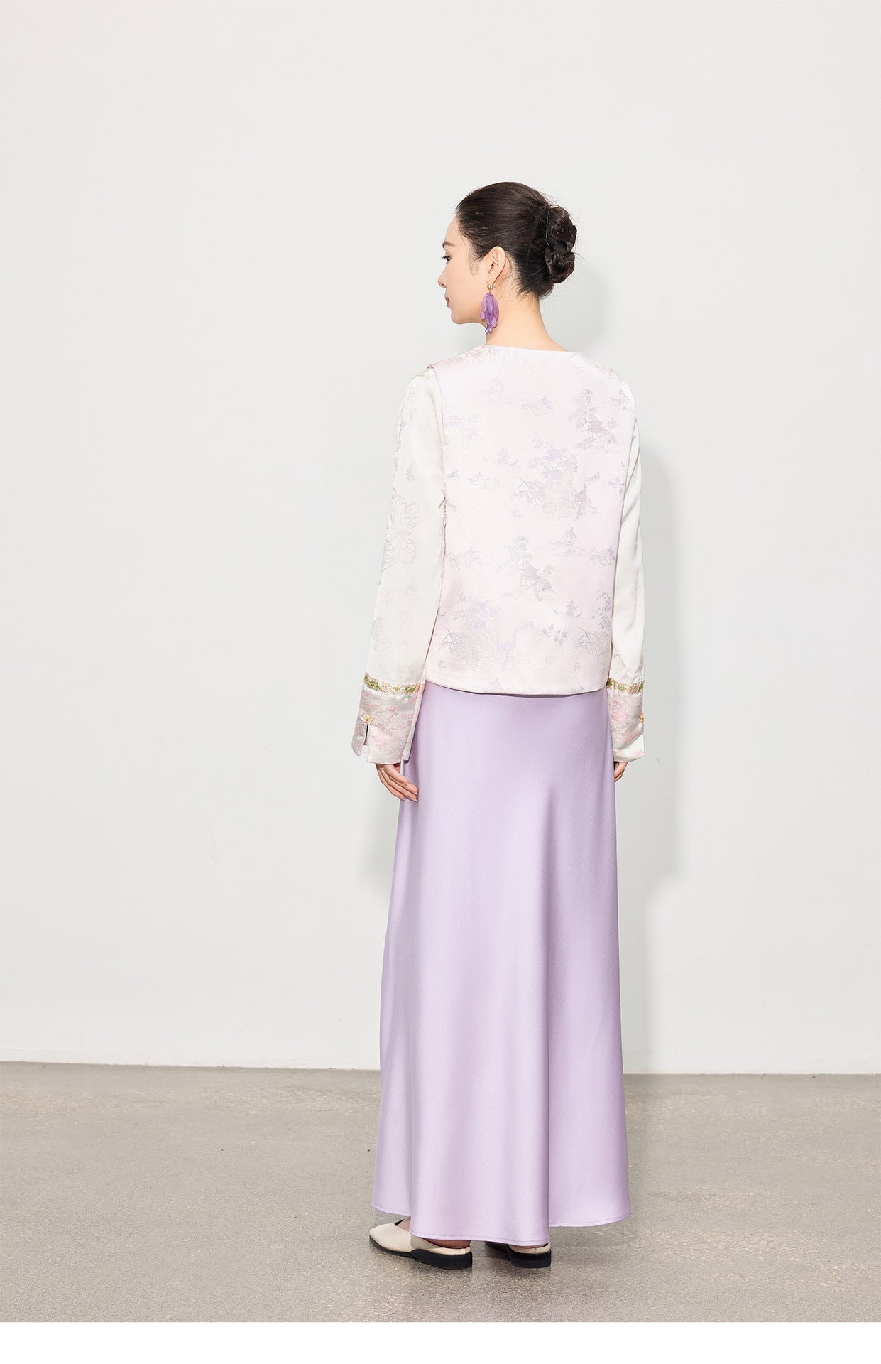 Stylish Button-Up Jacquard Vest for Women