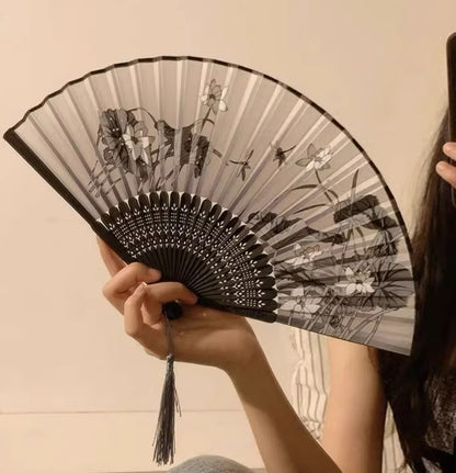 Hanfu Summer Folding Fan — Portable Mamian Skirt Dance Bamboo Fan