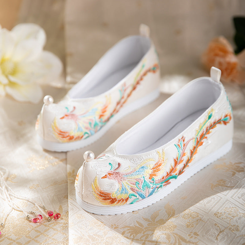 Autumn 2025 Hanfu Shoes — Bride Xiuhe Shoes with Inner Height for Women