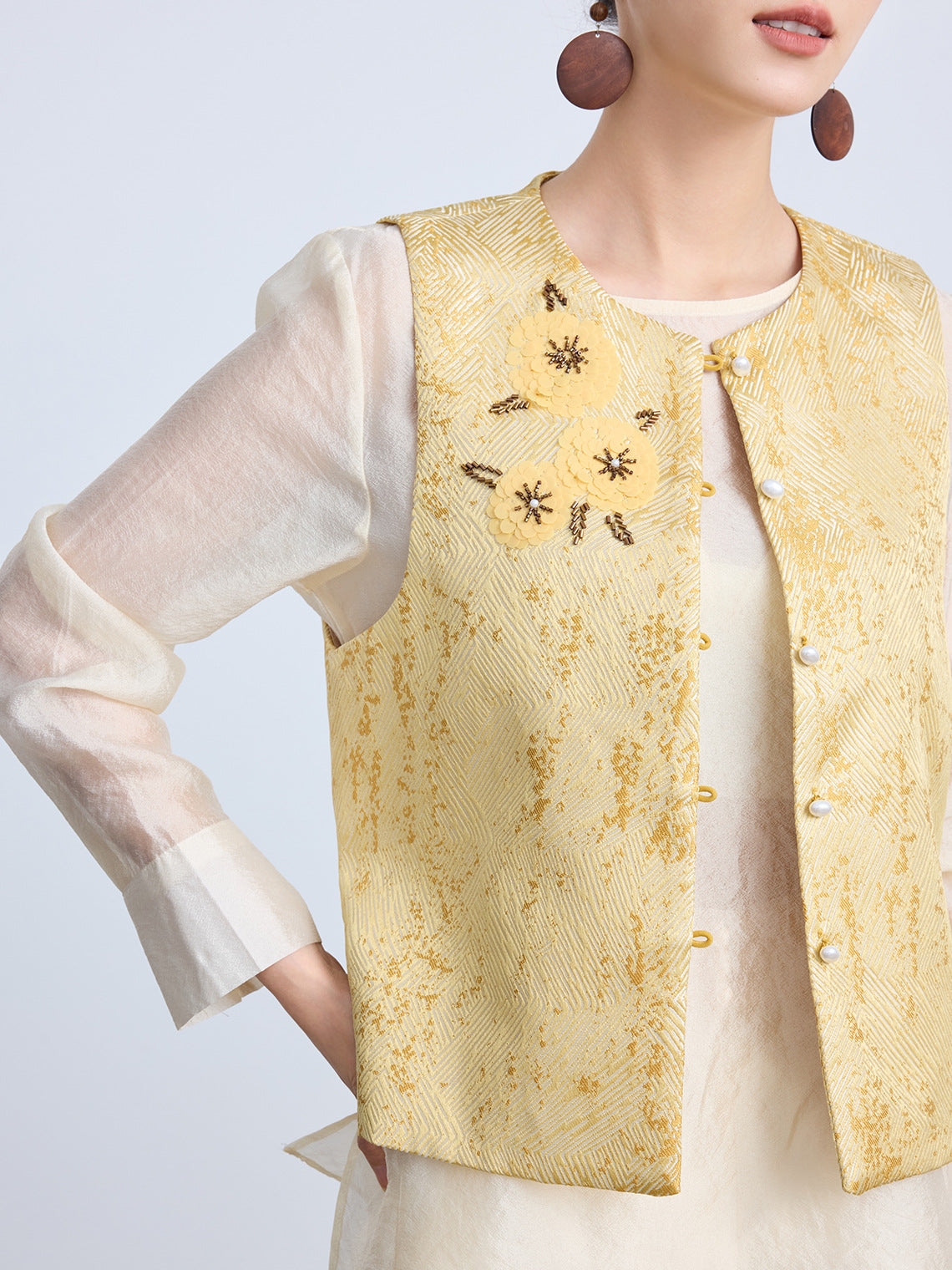 Elegant Chinese Style Sequin Embroidered Top