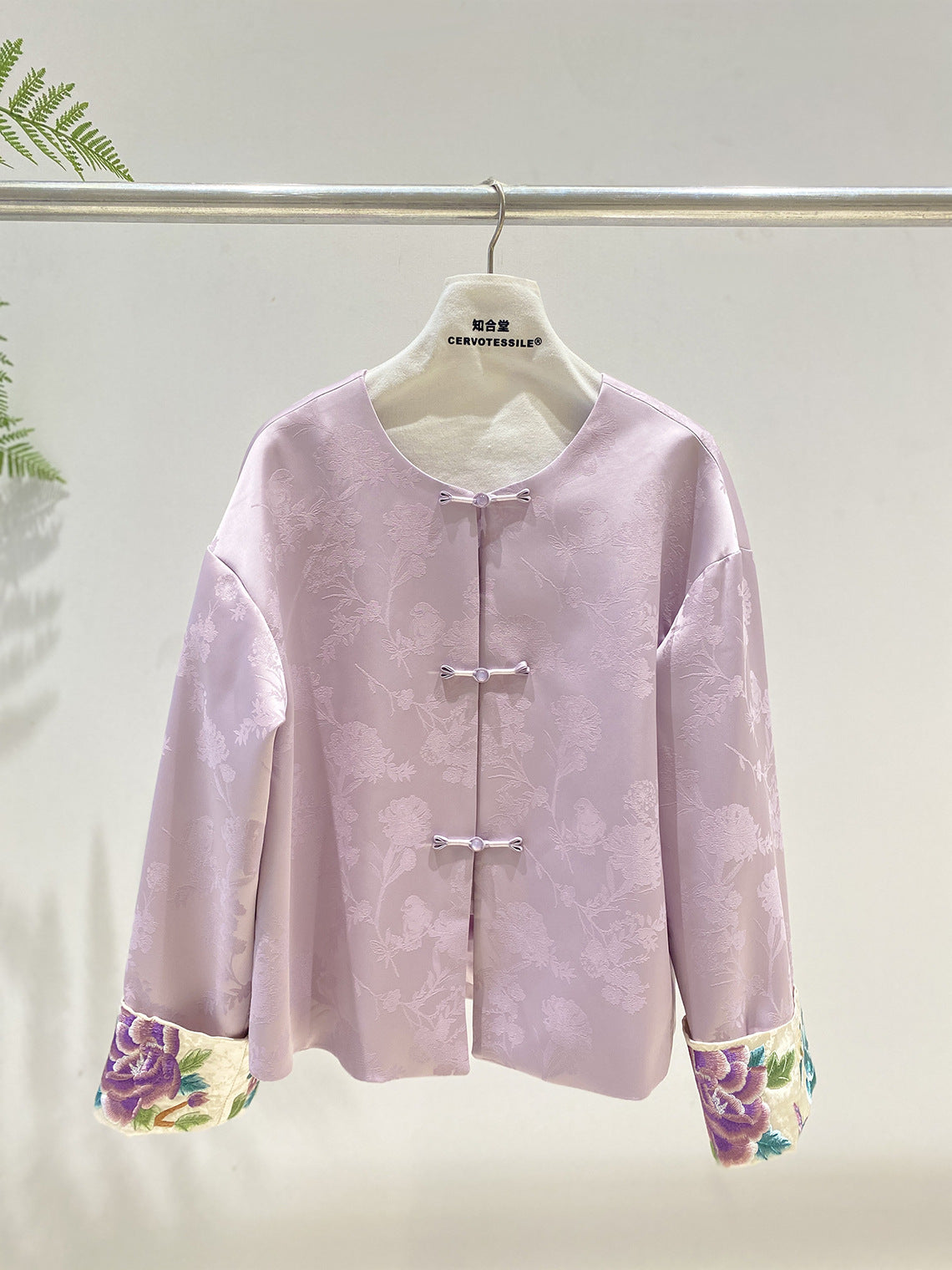 Spring Retro Embroidered Loose Slimming Jacket for Women