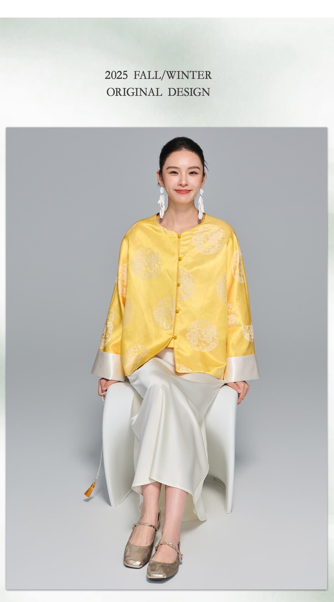 Light Mulberry Silk Jacquard Jacket for Women