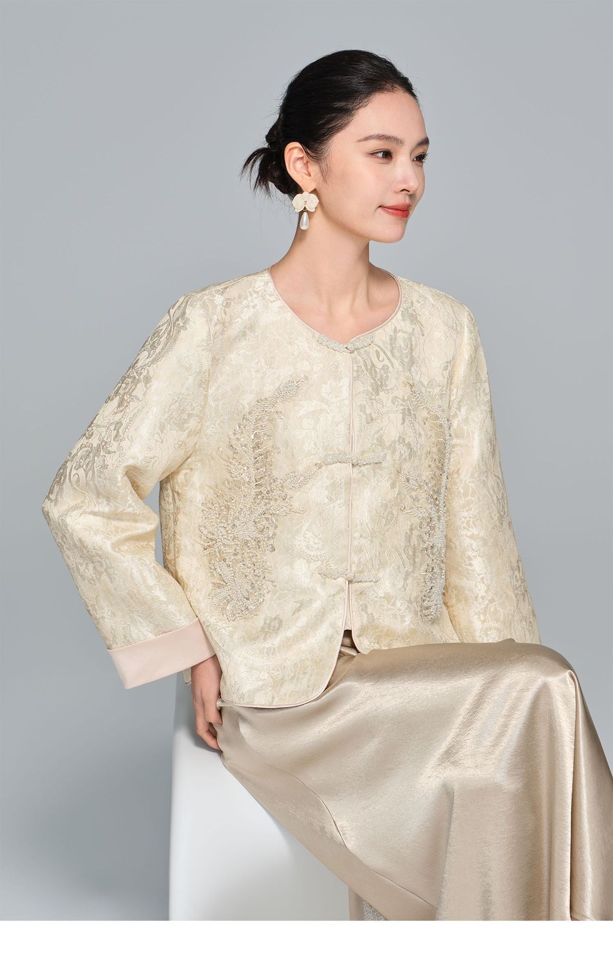 Stylish High-End Beaded Jacket