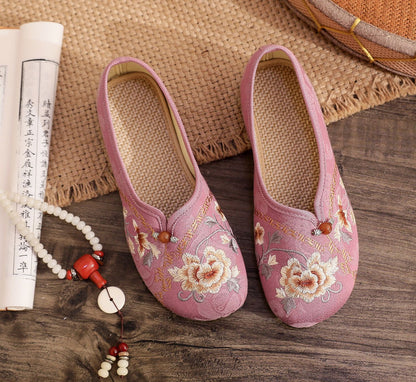 Old Beijing Style Women’s Flats — Retro Embroidered Costume Shoes