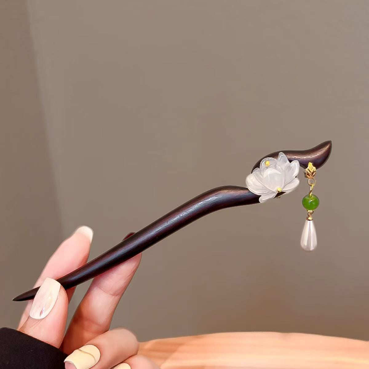 Lotus Sandalwood Hairpin | Ancient Style Tassel Step Shake Accessory