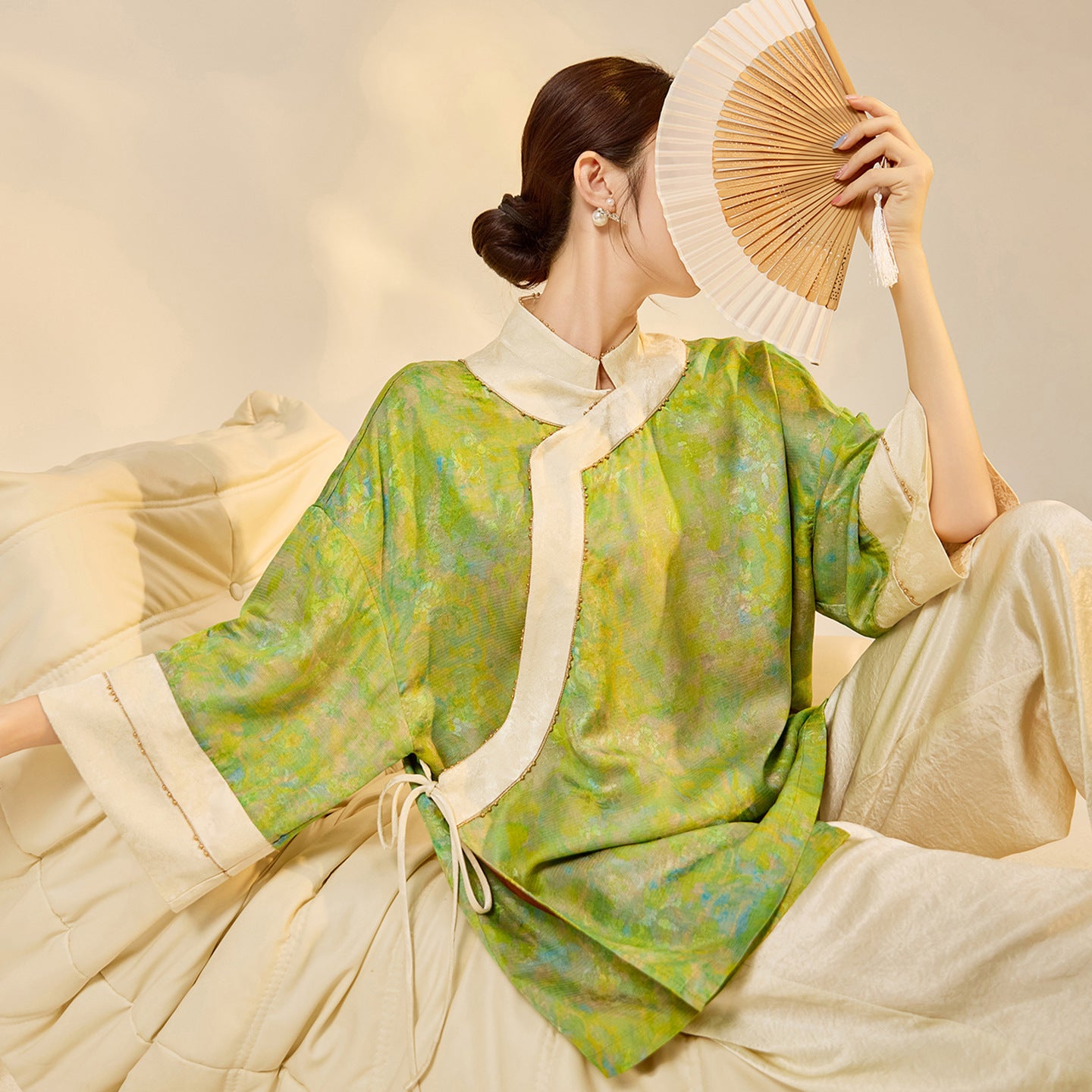 Early Autumn New Chinese Style Silk Lace-Up Short Coat | Retro Thin Top for Women