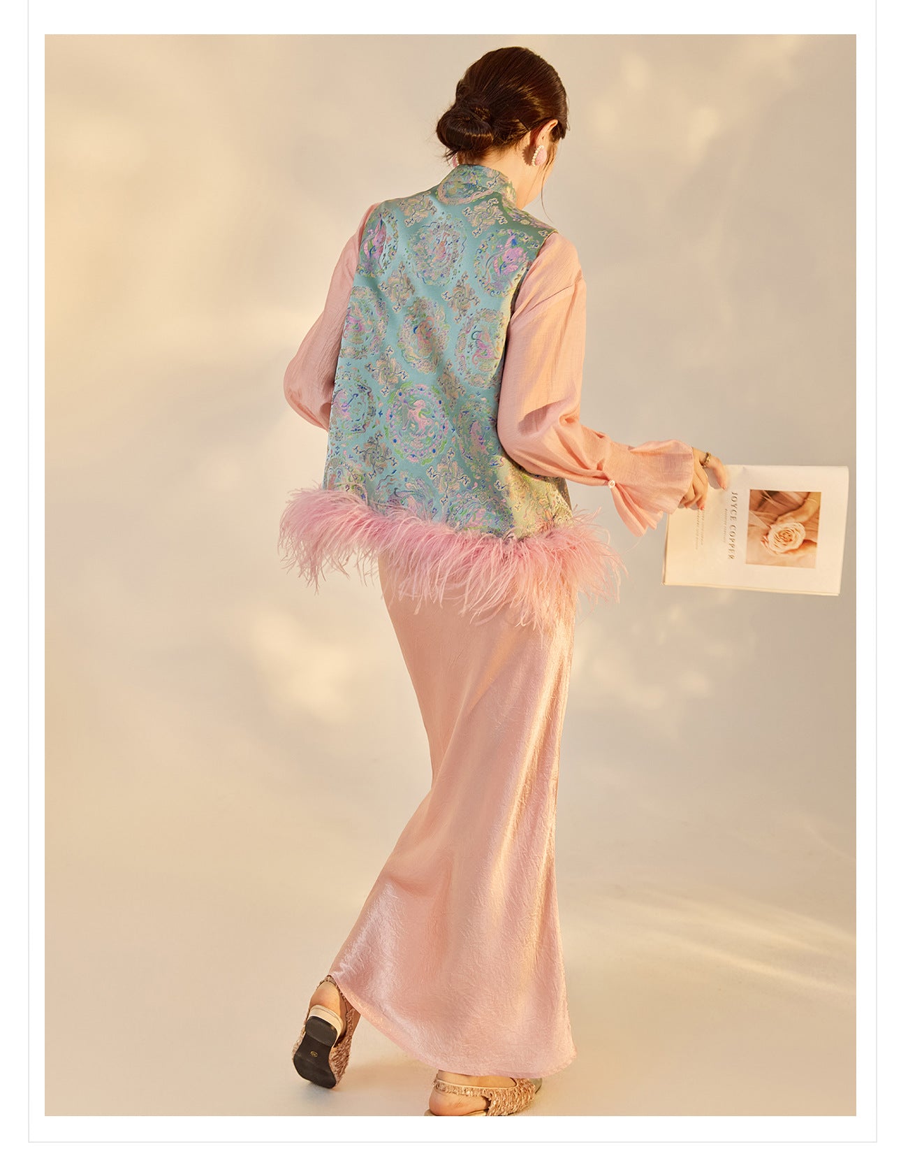 Ostrich Feather Detachable Vest – Elegant New Chinese Style Top