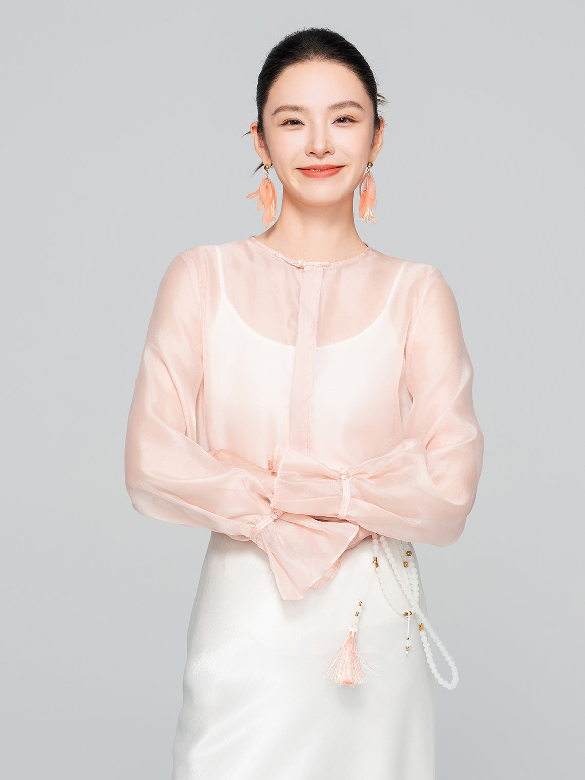 High-End Flared Sleeve Round Neck Women's Shirt