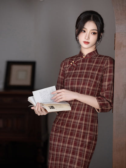 Improved Youth Style Qipao – Three-Quarter Sleeve Daily Dress