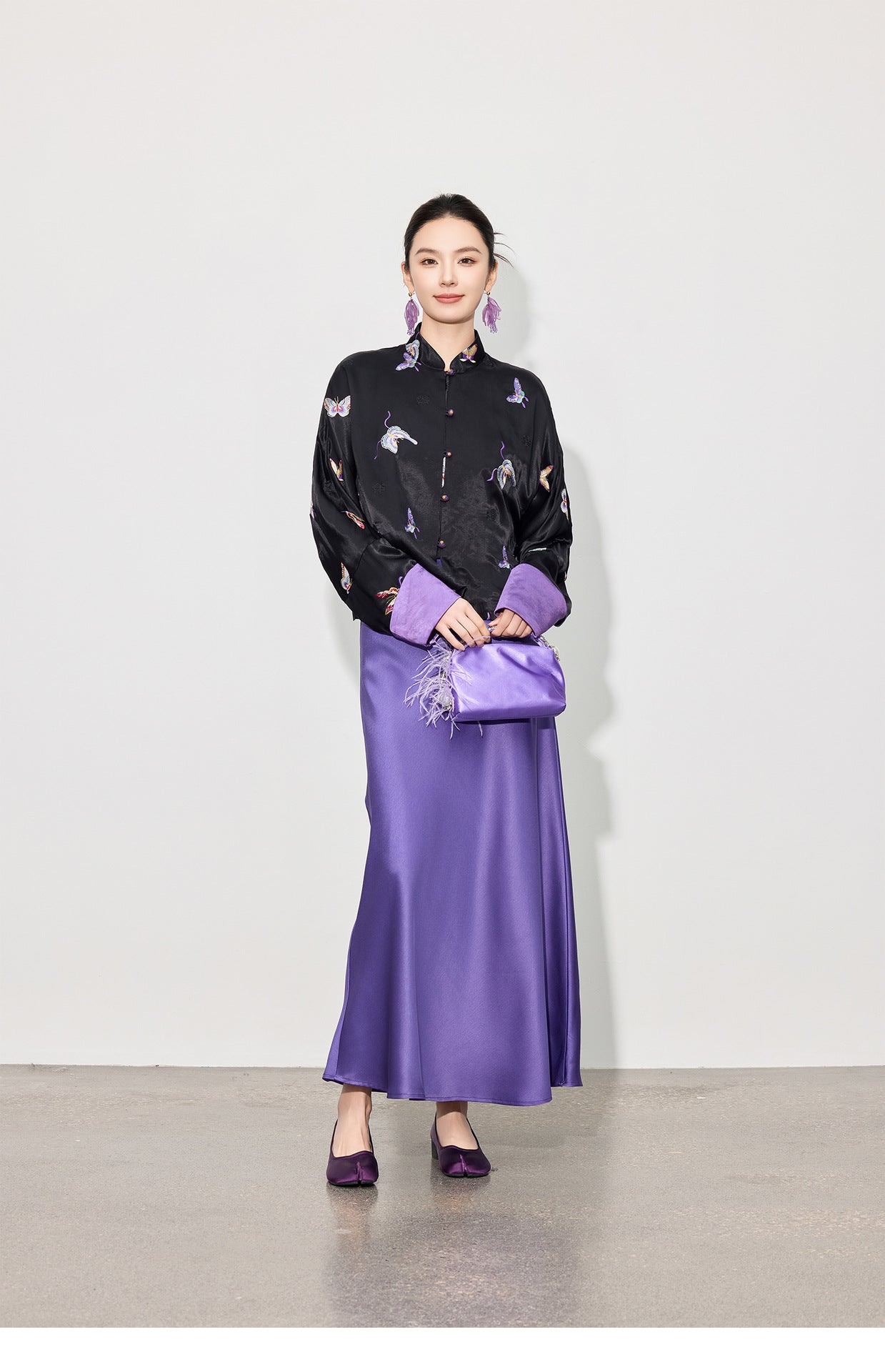 High-End Elegant Loose Fit Embroidered Blouse for Women