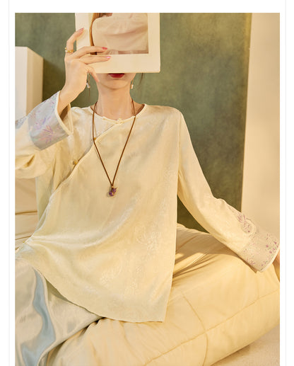 2025 New Chinese Style Elegant Jacquard Shirt | High-End Embroidered Button Top