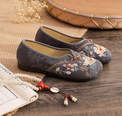Old Beijing Style Women’s Flats — Retro Embroidered Costume Shoes