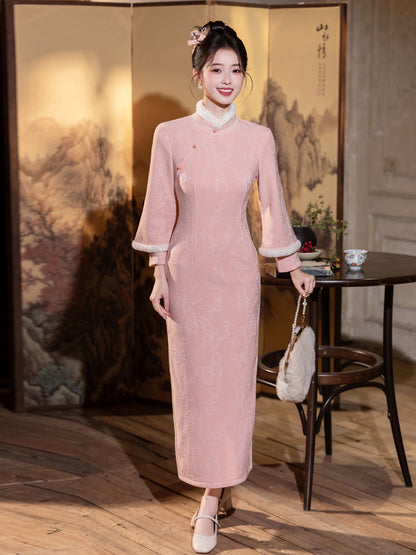 Elegant Thickened Winter Cheongsam – Retro Chinese Style Dress